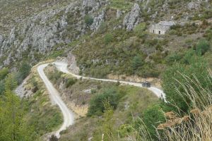 Xtrallusion photo library of independent, self-guided walking and sightseeing holidays in Italy. Pictures, images, photos and photographs taken along the way of this 1-day walking itinerary, to give you a visual impression of the day's walk.